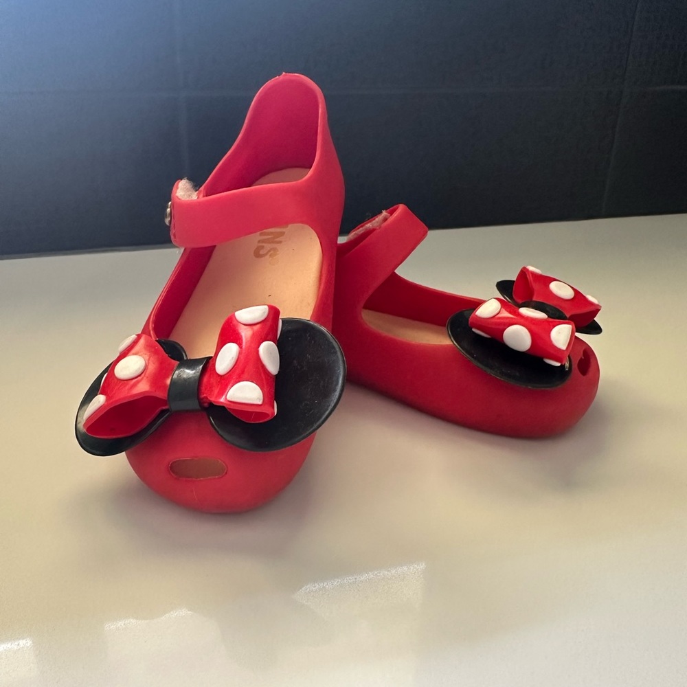 Ifans rubber Minnie Mouse Shoes